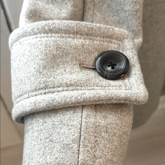 Banana Republic Gray Wool Coat - Picture 5 of 8